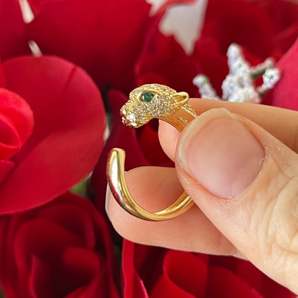 Rhinestone leopard ring gold elegant green eyes